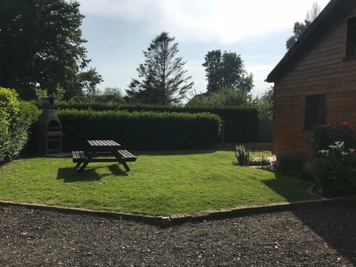 Le Chalet Normand Guilmécourt Exterior foto